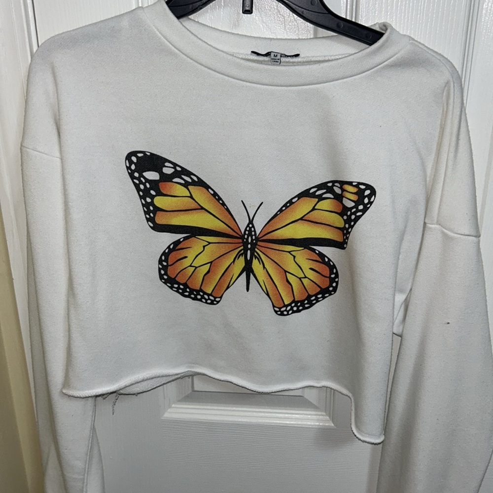 Butterfly Jogger Set - Picture 3 of 12